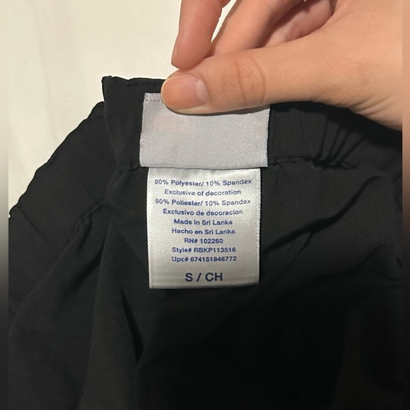 Reebok Active Black Lightweight Capri Pants - Picture 7 of 7